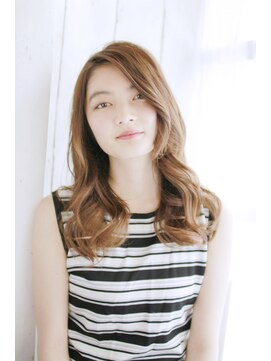 シャンティ 目白(SHANTi) ツヤ感カラーのかきあげゆるミックスカール