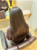 【上品な艶】ナチュラルに馴染むロングストレート◎/秋冬