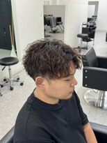 ブライト(BRIGHT) ツイストスパイラルパーマセンターパート