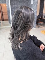 ラウル(Laulu) イメチェン/ピンクベージュ/アンブレラカラー/前髪/佐倉