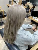 マーレ(MARLE./)&nbsp;韓国風ホワイトグレージュ☆ケアブリーチで叶える艶ハイトーン