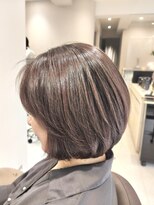 アンベリールフルー(EMBELLIR fleur)&nbsp;大人の美バランスのひし形ショートボブカットスタイル