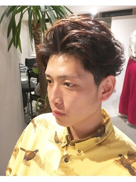 ヘアアンドスパ モア(Hair&Spa More By LikkleMore) メンズパーマ ツーブロック アップバング【王子ツーブロック】
