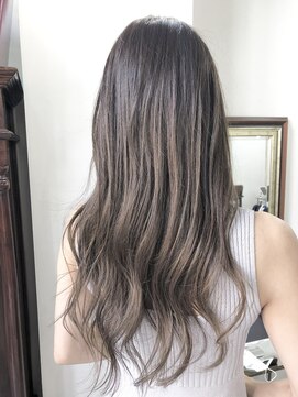 ナイン 麻布十番(NINE) 動きが出るレイヤーベージュ☆