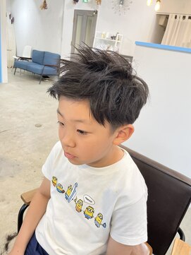 オアシス(oasis) ＃小学生男の子カット