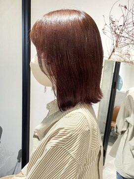 ラミエバイメルト 下北沢(lamie by melt) 毛利／ミディアム 切りっぱなし 外はね ピンクベージュ 暖色