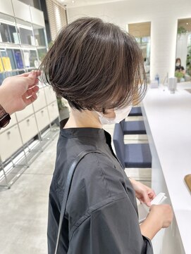 ステア ケース(stair case) 大人ナチュラルデジタルパーマハンサムショートボブ