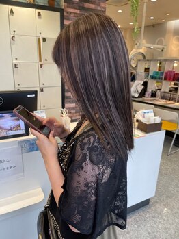 美容室 サワコ 国府店(SAWAKO)の写真/上品に艶の出るカラーが好評◎髪のことを知り尽くしたプロが丁寧なカウンセリングで理想と似合うを叶える☆