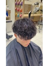 【フェザーパーマ/波巻き/ツイスパ】トレンドを熟知した施術