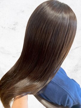 ヴァンカウンシル 一宮店(VAN COUNCIL) 上品なダークトーンで魅せる◎艶感ストレートロング