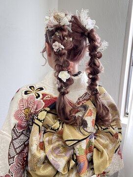 ロットアニバース(lott annibirth) 【髪質改善】ツイン編み下ろしアレンジ/成人式/卒業式/振袖/袴/
