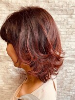 ルーツ(roots) くせ毛を活かした上品な外ハネボブ