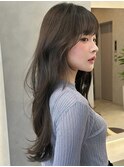 小顔顔まわりレイヤー韓国ヘアヨシンモリ透明感グレージュカラー
