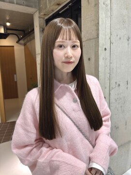 ナギ(nagi) オリーブベージュロングヘア