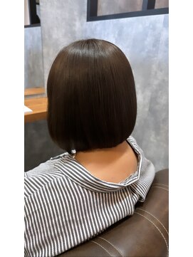 チル(chill) 丸みボブ×グレージュカラー