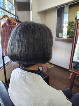 ヘアーサロンアキノ ショートボブ