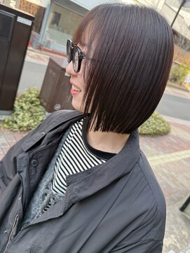 ヘアーメイクオズ(hair make O/S) メテオストレート×ボブ