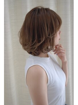 30代 40代 50代 ふんわり感 大人かわいいひし形シルエット L ニーナ Nina のヘアカタログ ホットペッパービューティー