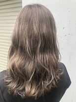 【roijir 表参道】グレージュ×ミディアムパーマ