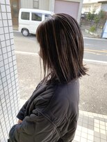 ヴィフ 大船(VIF)&nbsp;コントラストハイライト(ケアブリーチ)×グレージュ×ボブ