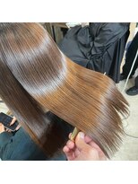 アンフィサンクミル 銀座(AnFye cinq mille)&nbsp;ジュエリーシステム縮毛矯正