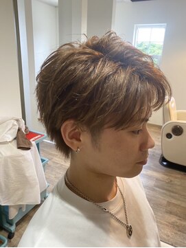 ニコ ヘアリラクゼーション(Nico hair relaxation) メンズカットナチュラルハイトーンカラーセンター分ｋｒ20代