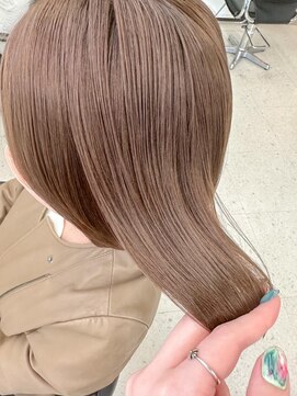 ヒビヲ(HIBIO) ダブルカラーハイライトイルミナカラーインナーカラーブリーチ