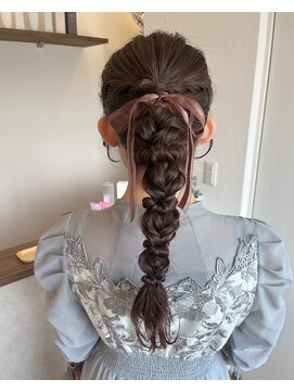 リブヘア(LiB hair) ポニー編みおろしアレンジ