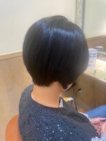 オリーブスバイネオリーブ(Olive's by neolive)&nbsp;ボブルフ_ネビージュ_小顔_ワンレン_黒髪_白髪ぼかし_前髪　V