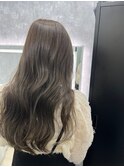 カーキグレージュ