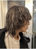 原宿メンズブリーチカラーベージュグレージュセンターパート束感