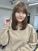 オグジュアリー 表参道(aux.)&nbsp;ミディアムレイヤー×ブラウンベージュ