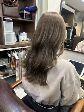 ジル ヘアデザイン ナンバ(JILL Hair Design NAMBA) Olive beige