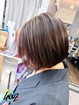 ラグズ 茅ヶ崎(LAGUZ) 【髪質改善】立体感アップ!ハイライトで魅せる大人ショートボブ