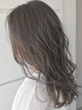 ケシキ大名(keshiki) 大人ハイライトでつくるヴェールグレージュ/keshiki大名KAZU