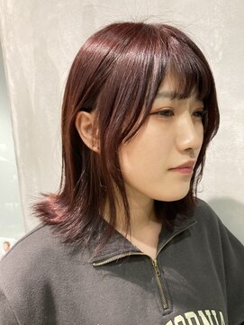 グミ(gumi) *gumi*ハイトーンピンク×切りっぱなしボブ