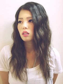 ウェーヴ アズシュガー 浜松佐藤店(wave as sugar) 〈wave佐藤店〉コテ巻きなみなみウェーブアッシュカラー