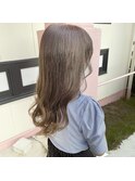 透明感グレージュ