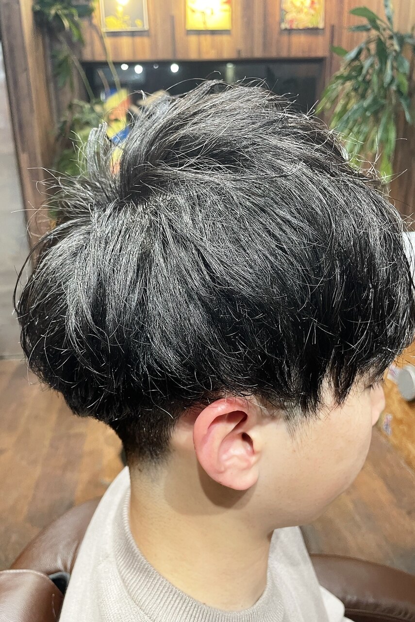 くせ毛をいかしたマッシュ：L175237992｜エイト ヘアワークス