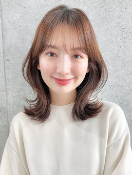 ザシー オモテサンドウ(The C) 20代30代40代ナチュラル大人可愛いスタイル