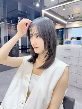 ファンナギンザ(FaNNa ginza) フェイスレイヤー/ブ小顔カット/グレージュ/シースルーバング