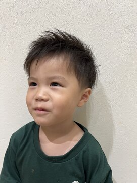 デザイニングヘアードゥ(designing hair Deux) キッズツーブロックショートカット