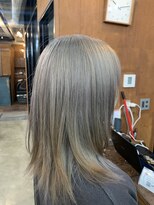 ヘアメイク デザート(HAIR MAKE DESART)&nbsp;佐藤洋一【ホワイトベージュ】