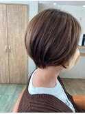 ショートボブ