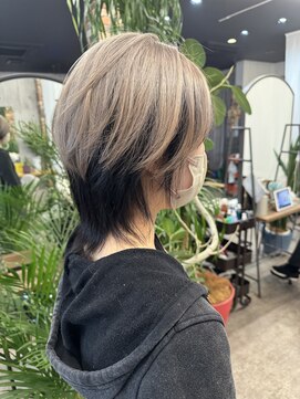ルーナヘアー(LUNA hair) アンブレラカラー ウルフ ホワイトベージュ レイヤーカット