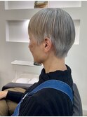 ミセス ベリーショート グレイヘア 白髪ぼかし