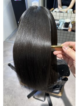 ネイロ(NE/LO) 美髪ストレート