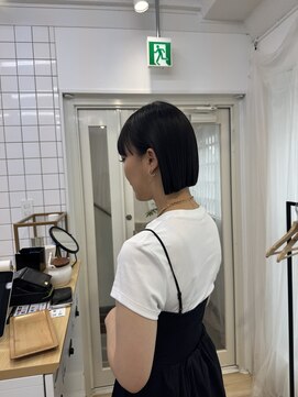 シロコウベ(shiro.kobe) 【山本晴日】あごラインbob 元町/三宮/神戸