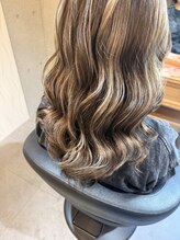 ルミエール(Lumiere)&nbsp;ベージュ×ハイライト