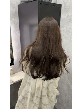 ロウ 町田(ROW) 働く大人女性の為のカット×カラー【ROW町田】